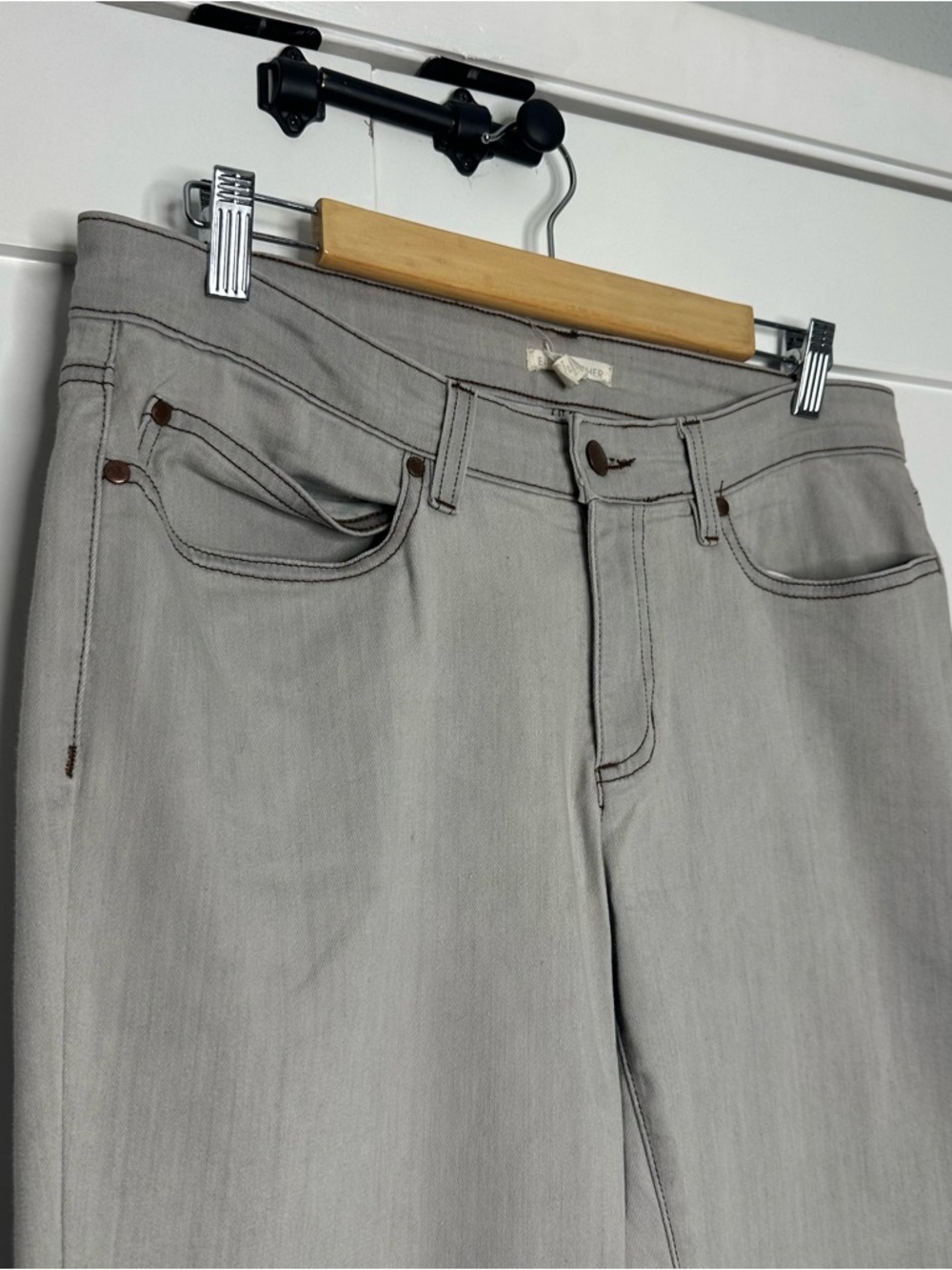 EILEEN FISHER LIGHT GRAY SKINNY JEANS 12 mid rise stretch minimalist casual - Picture 5 of 10
